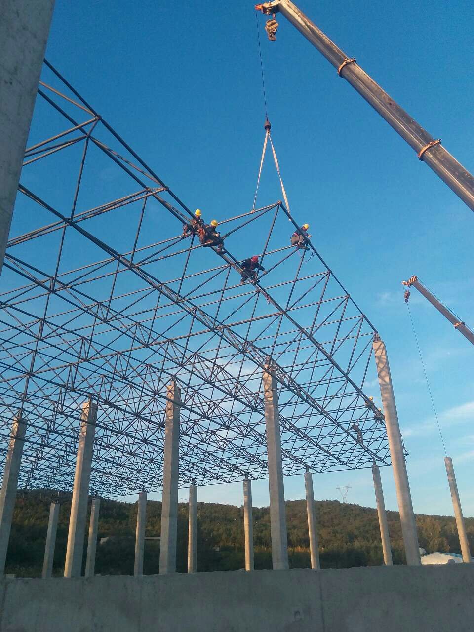 泰安汪清物流园网架